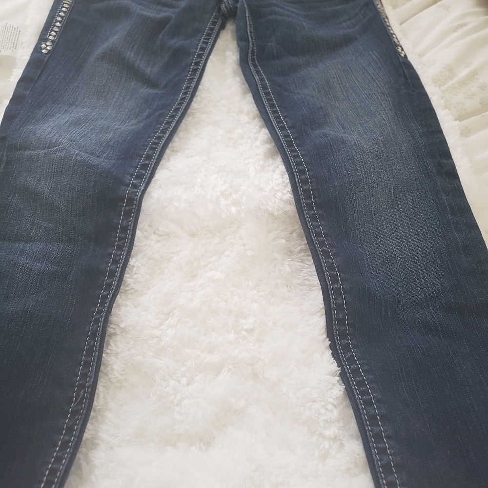 Jeans - Picture 2 of 4